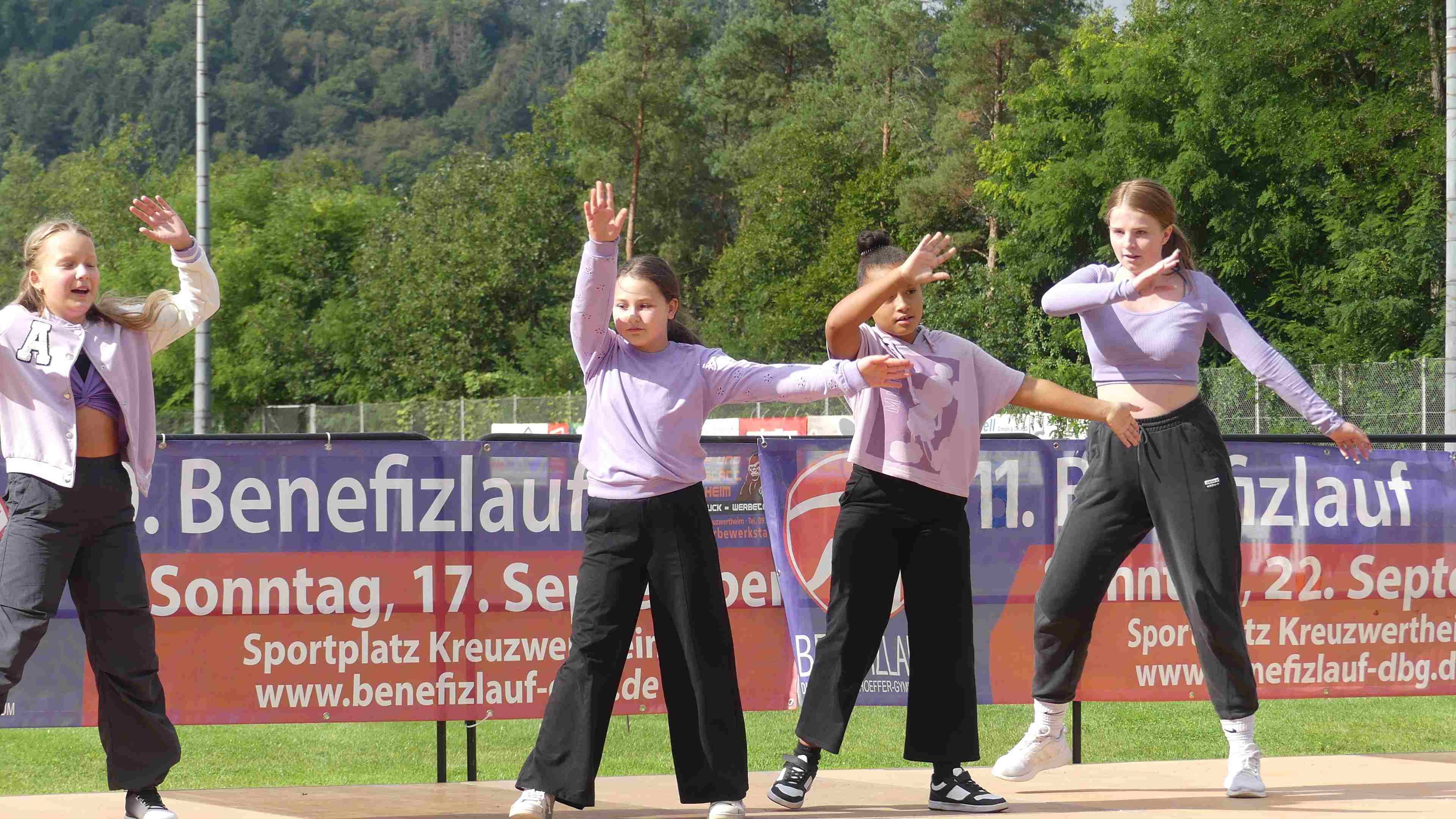 Bild vom 14. Benefizlauf im Jahr 2024. Dies ist das 81. Bild.